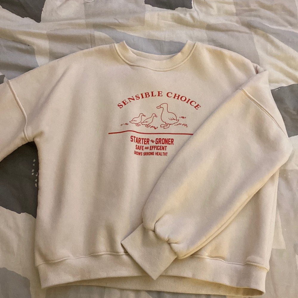 Crème graphic crewneck